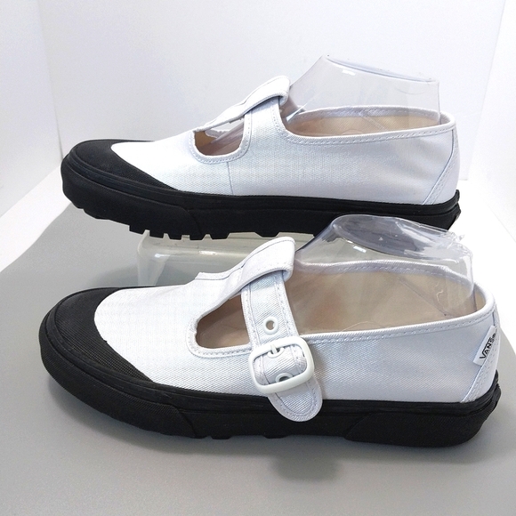 Vans‎ Mary Jane's Coated Canvas Shoes, NEW, Size 8| EUR 38.5 - Picture 2 of 12